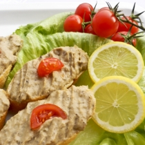 FIBROKI pirítós szardíniakrémmel és tojással